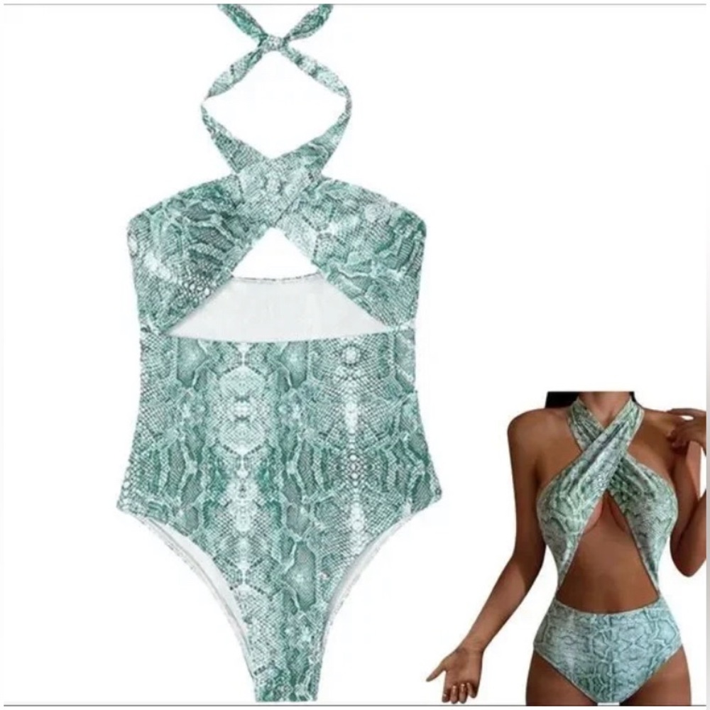 Women’s green Snakeskin Print One Piece Swimsuit